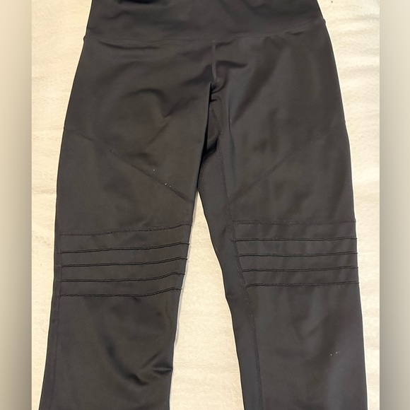 BLACK LEGGINGS 9 PAIRS! - Picture 9 of 16